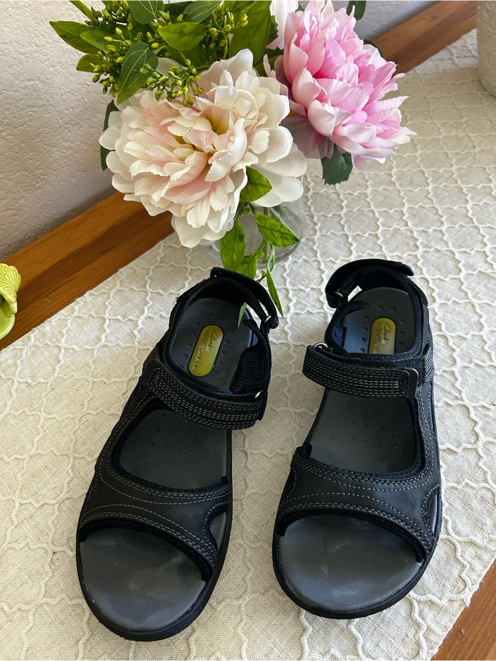 Clarks Black WavyWalk Sport Sandals, women’s size 8M - Picture 4 of 7